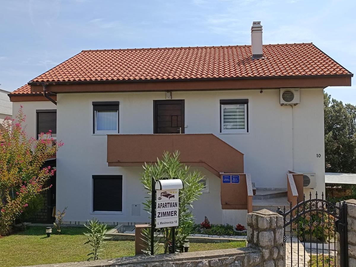 Apartments Mira Krk Krk Town Dış mekan fotoğraf
