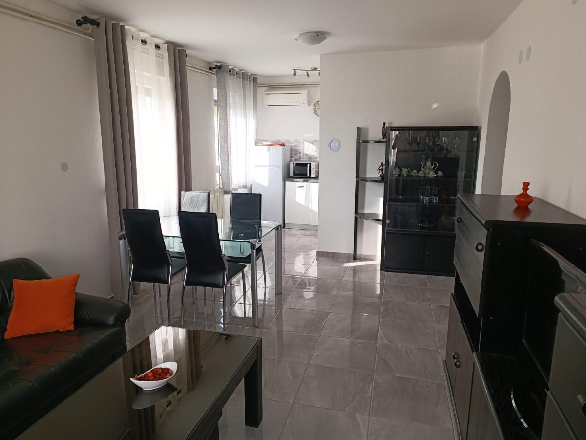 Apartments Mira Krk Krk Town Dış mekan fotoğraf