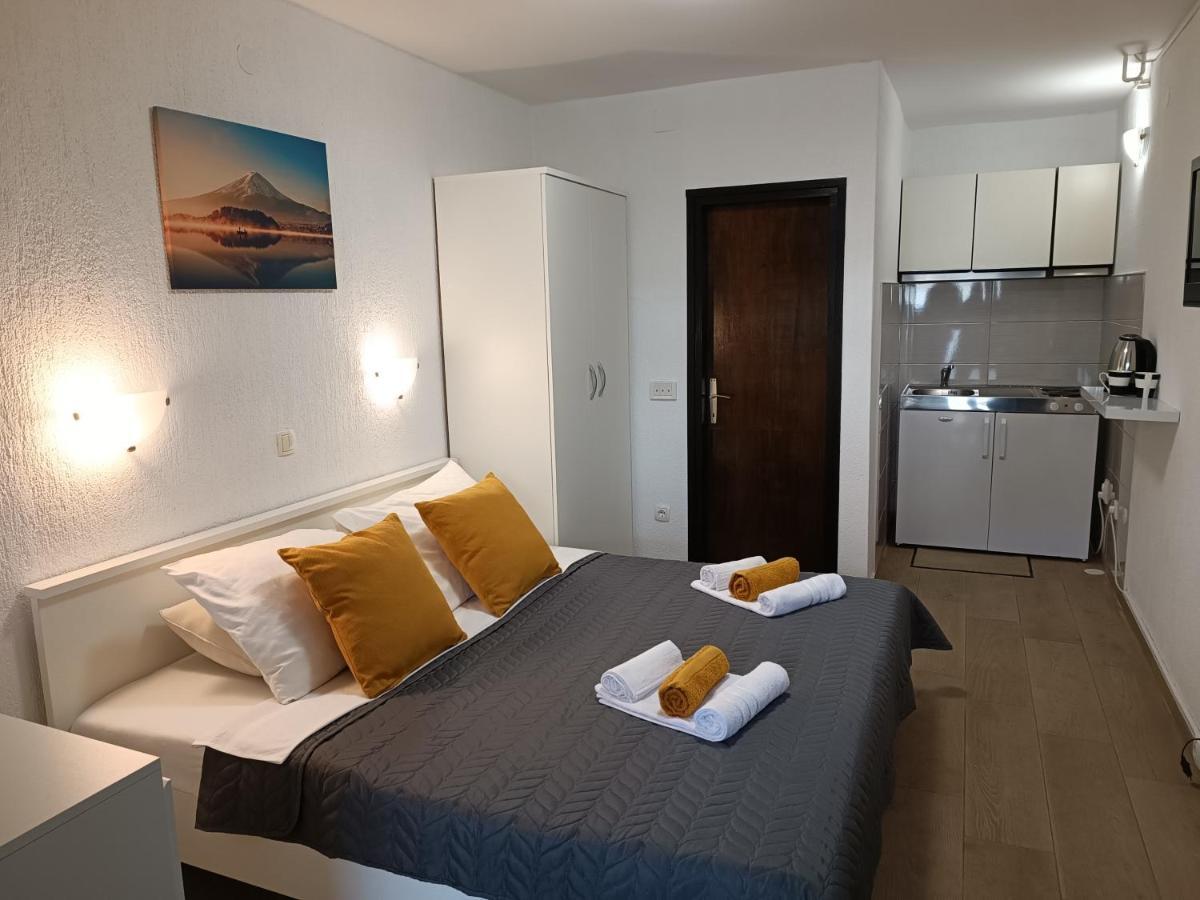 Apartments Mira Krk Krk Town Dış mekan fotoğraf